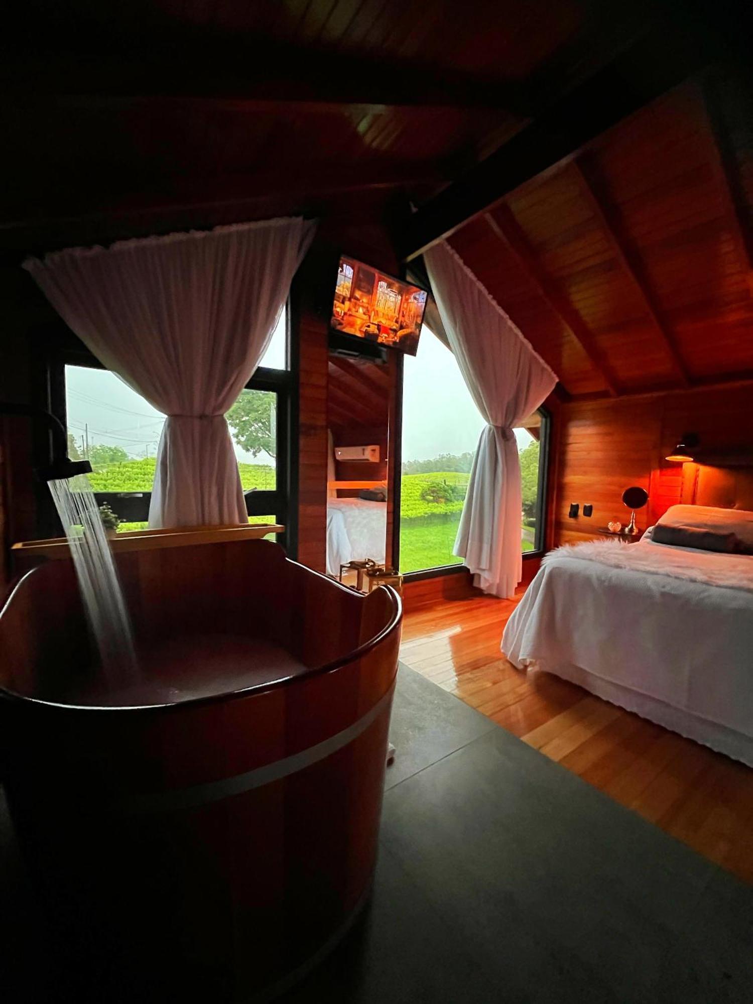 Capanna Del Vale - Um Refugio No Vale Dos Vinhedos Com Experiencia Exclusiva De Degustacao Na Vinicola Dom Candido Bento Gonçalves Exteriör bild